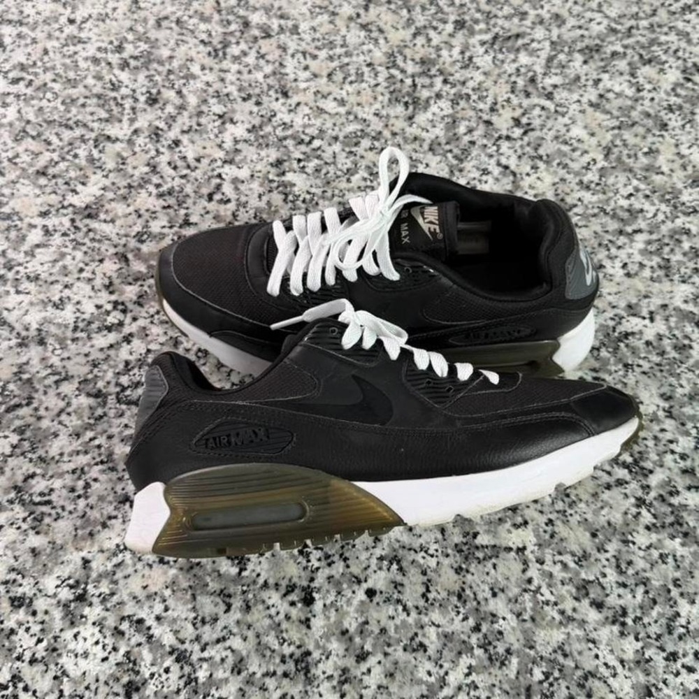 Nike Black Air Max‎ 90 Ultra Essential Women's Sneaker Shoe W8.5 724891